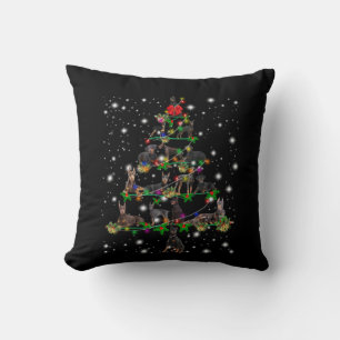 Doberman Weihnachtsbaum mit leuchtendem Licht bede Kissen