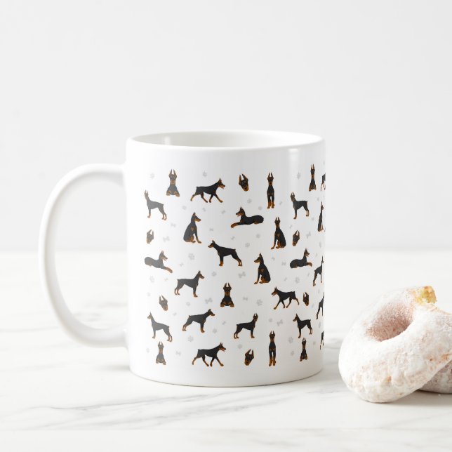 Dobermann Pinscher Hund Kaffeetasse (Mit Donut)
