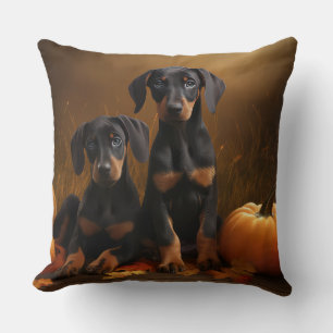 Dobermann-Welpe Herbstfreude Kürbis Kissen