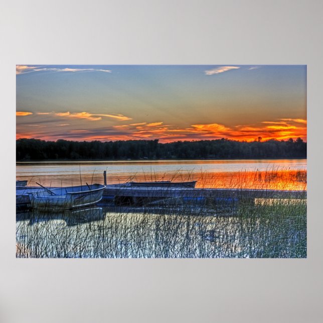 Dock and Rowboat Sunset Poster (Vorne)