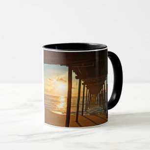 Dock bei Sunrise Tasse