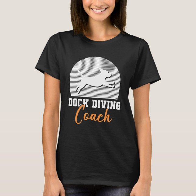 Dock Diving Coach Wassersport T-Shirt (Vorderseite)