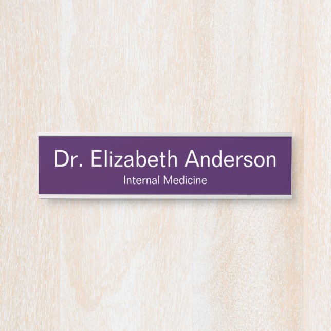Doctor Name Specialty Dark Purple Medical Office Türschild (Vorderseite )