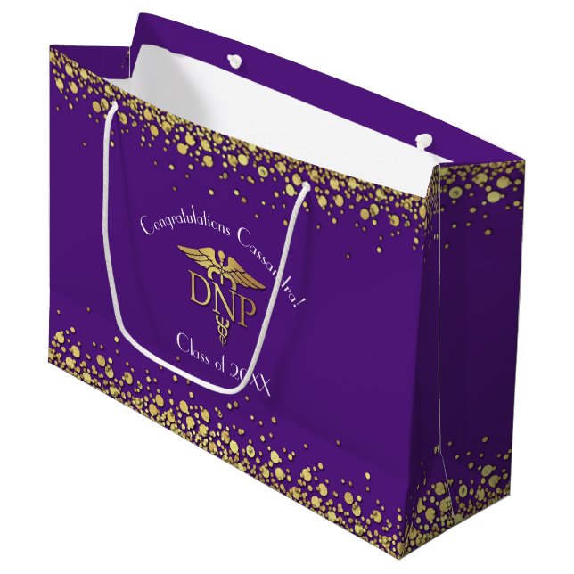 Doctor of Nursing Practice Graduation Purple Gold Große Geschenktüte (Vorderseite Schrägansicht)