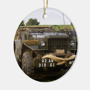Dodge WC 57 Keramikornament