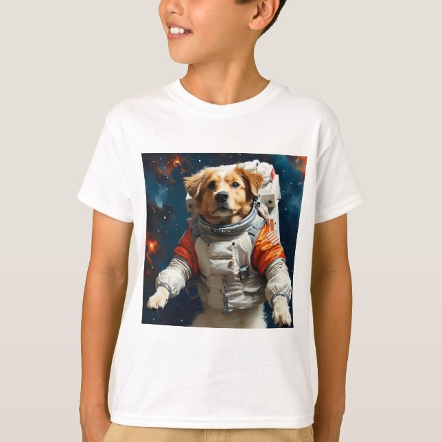 Dog in space T-Shirt (Vorderseite)