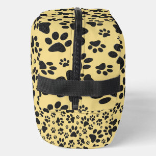 Dog Paws Black and White Polka Dot auf Buttercreme Waschbeutel