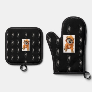 DOG / Runestone Oven Mitts & Pot Holder Ofenhandschuh & Topflappen-Set