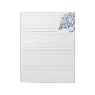 Dogwood-Blume auf einem großen Notepad Notizblock