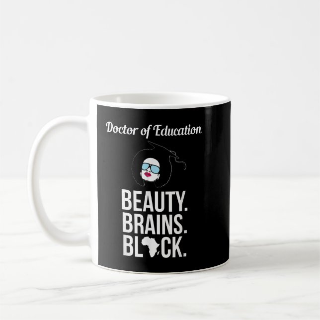 Doktor der Bildung verteidigt Doktorat Graduat Kaffeetasse (Links)