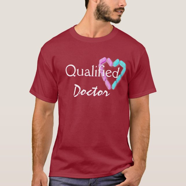 Doktor in Maroon T-Shirt (Vorderseite)