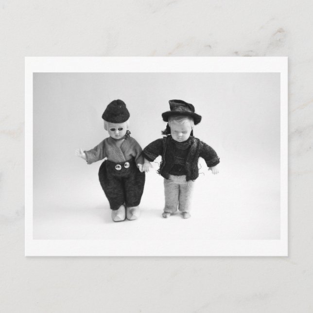 Doll Portrait - Jumping dolls Postkarte (Vorderseite)