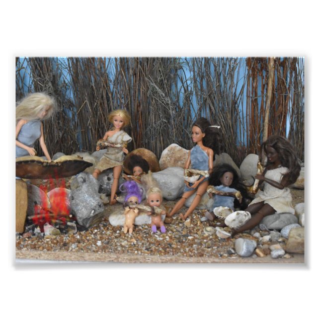 Dolls in prähistorischen Zeiten. Fotodruck (Vorne)