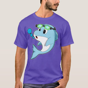 Dolphin beim Baden mit der Schwimmbrille 1 T-Shirt