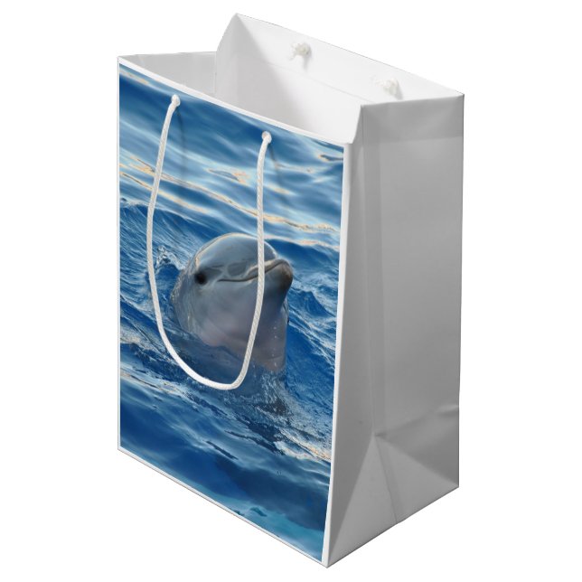 Dolphin Face im Niedlichen Foto im Ozean Mittlere Geschenktüte (Vorderseite Schrägansicht)