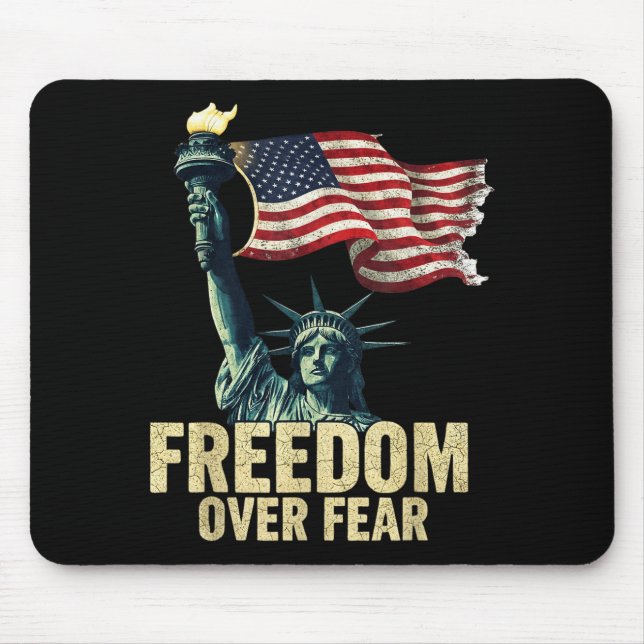 Dom Over Fear Statue Of Liberty Flag Graphic  Mousepad (Vorne)