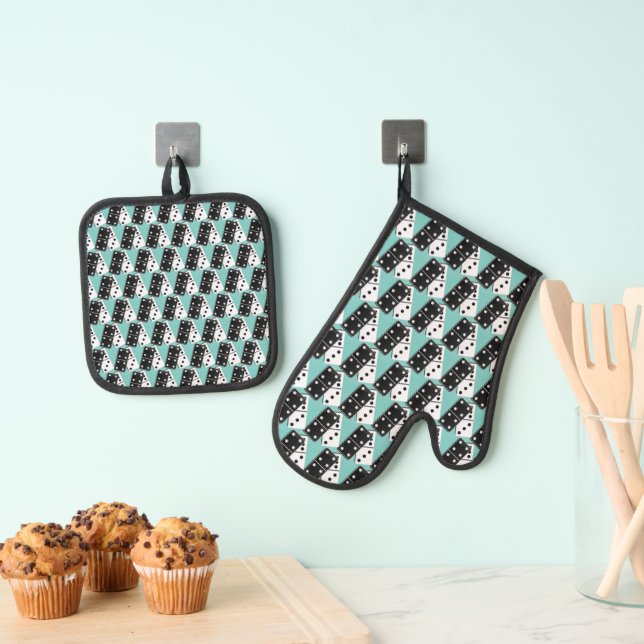 Dominoes Design Oven Mitt & Pot Holder Set (Insitu (Hängend))