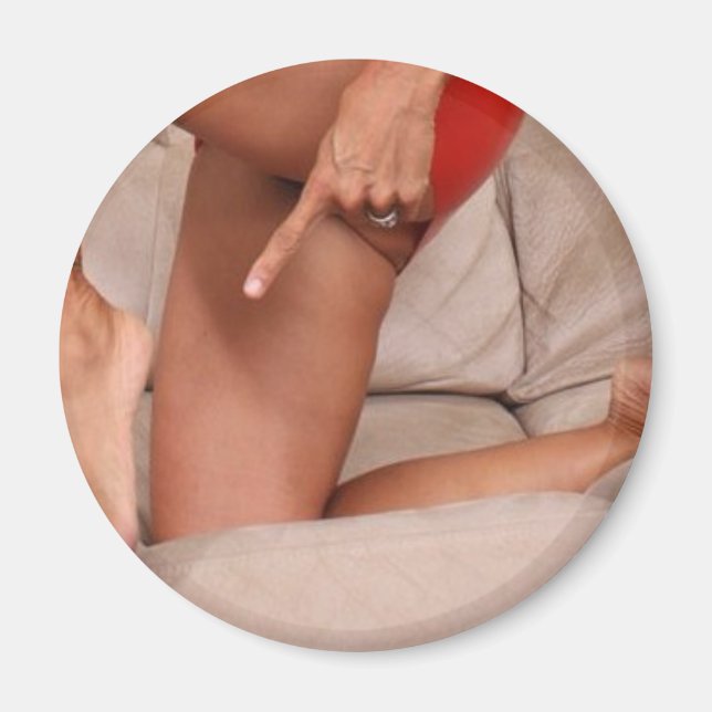 DOMME FEET MAGNET (Vorne)