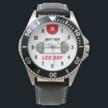 Don’t Skip Leg Day Barbell Armbanduhr<br><div class="desc">Bold and motivating watch design featuring a barbell loaded with weight plates on a clean white background and the powerful phrase “DON’T SKIP LEG DAY” in black lettering.</div>