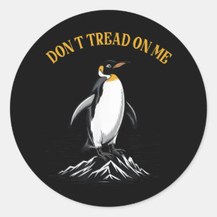 Don Tree auf Pinguinen, Steuern Penguin Funny Meme Runder Aufkleber
