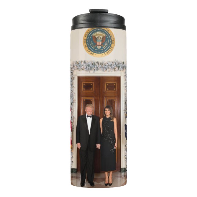 Donald & Melania Trumps Weihnachtsweißhaus Thermosbecher (Vorderseite)