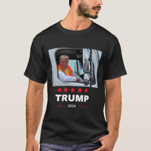Donald Trump fährt in riesigem Lastwagen 2  T-Shirt