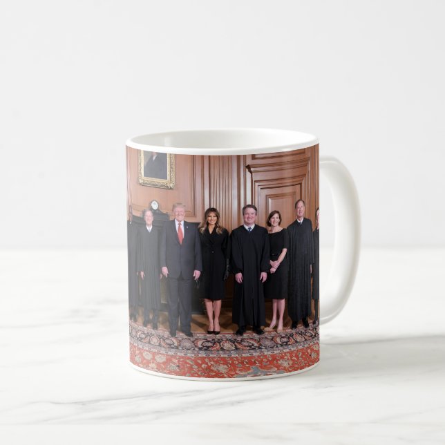 Donald Trump mit den Richtern am Obersten Gerichts Kaffeetasse (VorderseiteRechts)
