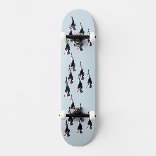 Donnervögel Skateboard (Vorderseite)