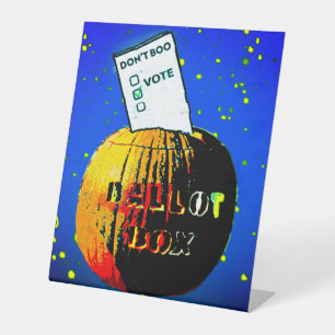 Don't Boo—Abstimmung—Pop Art Pumpkin Ballot Box Sockelschild