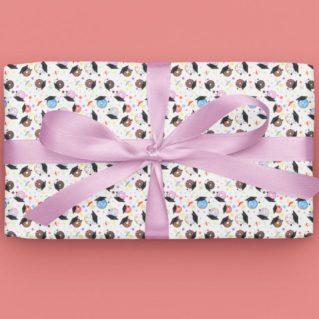 Donuts und Abschlüsse Abschlussmuster Geschenkpapier (Von Creator hochgeladen)