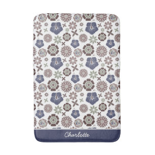 Doodle Blumenmuster personalisierter Name Badematte