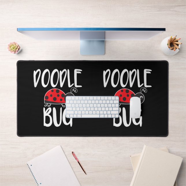 Doodle Bug Ladybug Funny Doodle Schreibtischunterlage (Büro 1)