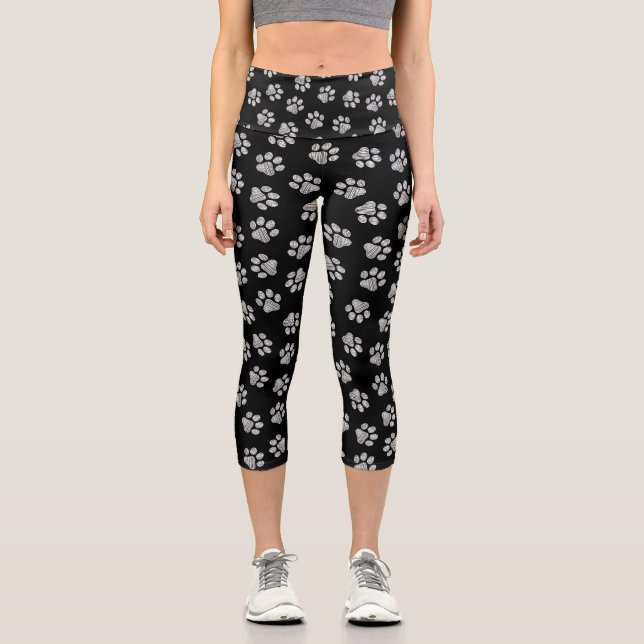 Doodle Paws, Hundepfähle, weiße Pasten Capri Leggings (Vorderseite)