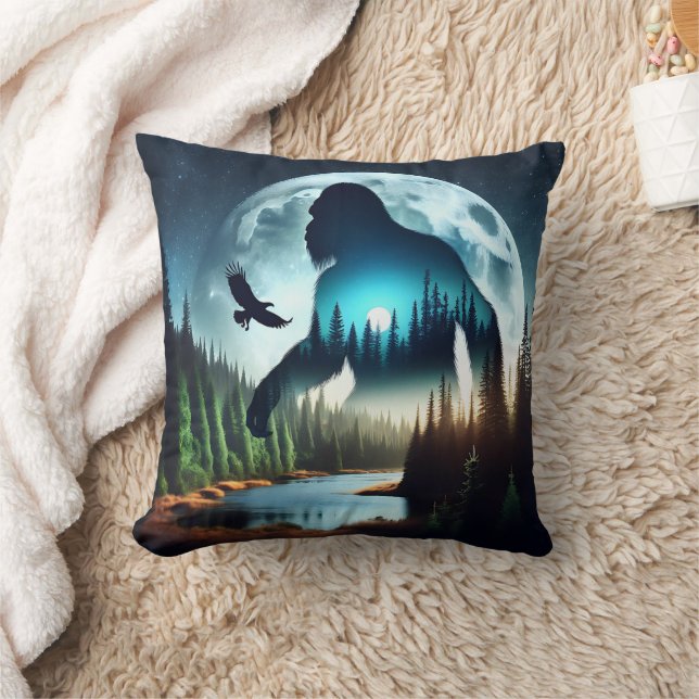 Doppelexposition Bigfoot, Adler und Vollmond Kissen (Decke)