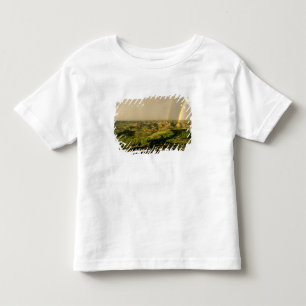 Doppelschleife über dem gestrichenen Canyon in Th Kleinkind T-shirt