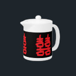 Doppeltes Glück im roten Teapot<br><div class="desc">Double Happiness Symbol auf dieser Teekanne ist ein chinesisches Symbol,  das normalerweise in Feng Shui verwendet wird,  um mit Liebe und anderen Dingen auf einer Teekanne zu helfen.</div>