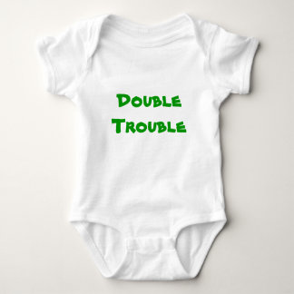 Doppeltes Problem Baby Strampler