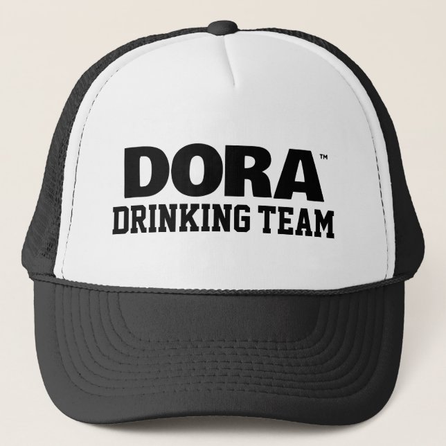 DORA™ Drink Team Trucker Hat Truckerkappe (Vorderseite)