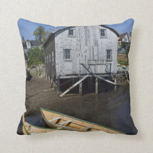 Dory builder,Lunenburg, Nova Scotia, Kanada Kissen