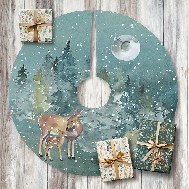 Dos and Fawn Deer in Forest Full Moon Snowfall Polyester Weihnachtsbaumdecke (Von Creator hochgeladen)
