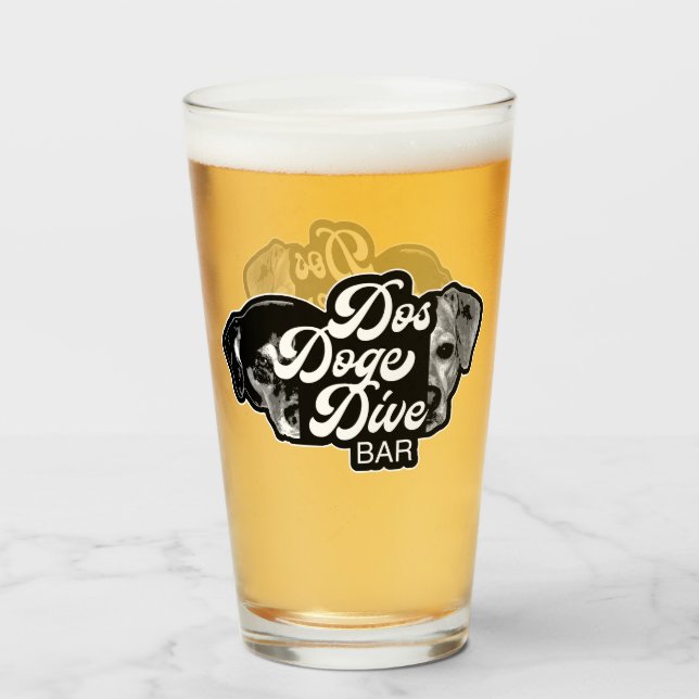 Dos Doge Dive Bar Glas (Vorne (Gefüllt))