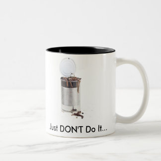 Dose Würmer Zweifarbige Tasse