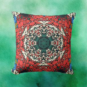 Dot Mandala Red White Blue und Green Kissen