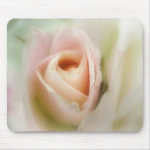 Doucement tapis de souris de rose de rose