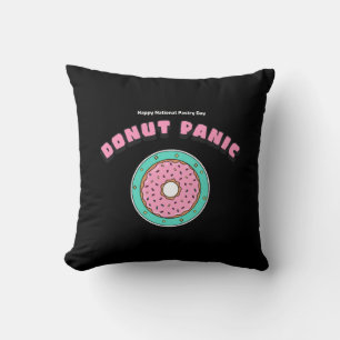 Doughnut Panic T - Shirt Kissen