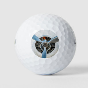 Douglas DC-3 Flugzeug. Propeller Golfball