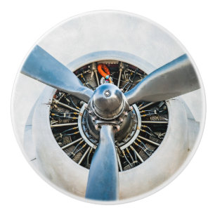 Douglas DC-3 Flugzeug. Propeller Keramikknauf