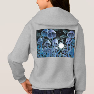 Douze champignons magiques à pleine lune