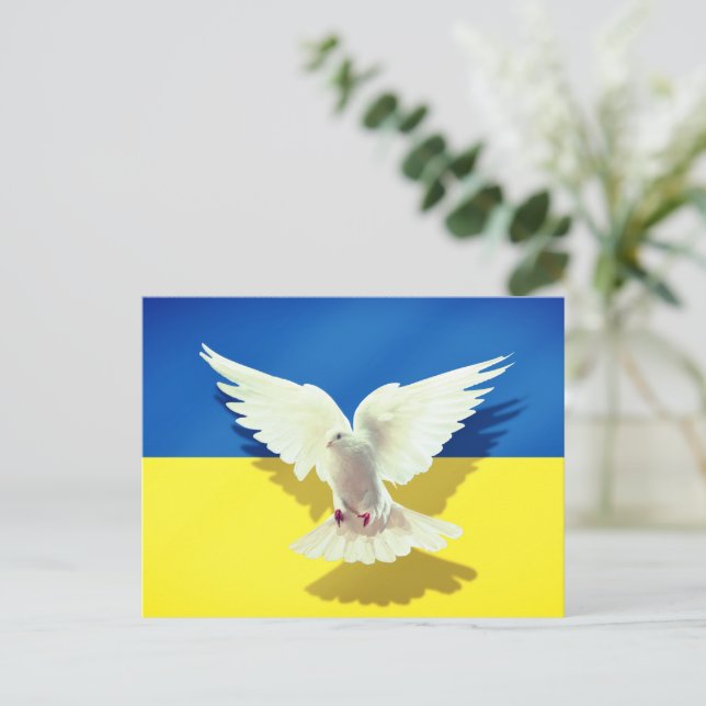 Dove of Peace UKraine Flag Card - Freedom Postkarte (Stehend Vorderseite)