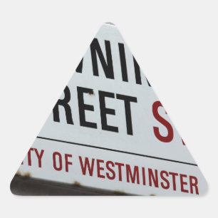 Downing Street Sign Dreieckiger Aufkleber